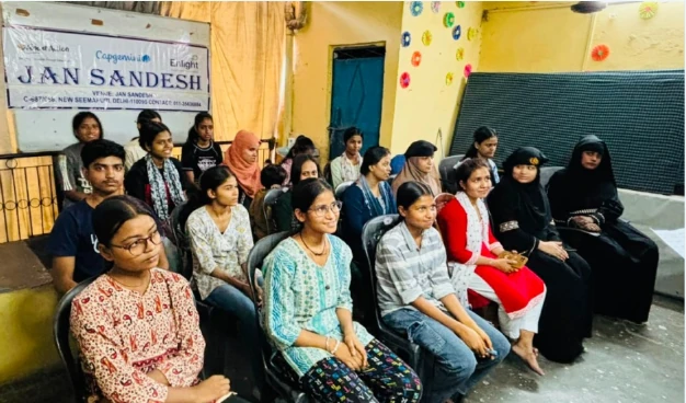 Young people at the 4Cs assessment in New Seemapuri, Delhi